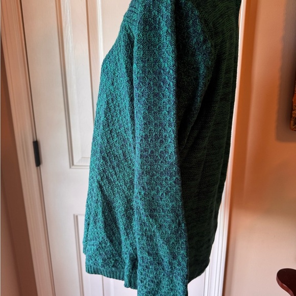 Croft & Barrow Teal Long Sleeve sweater - Picture 5 of 9